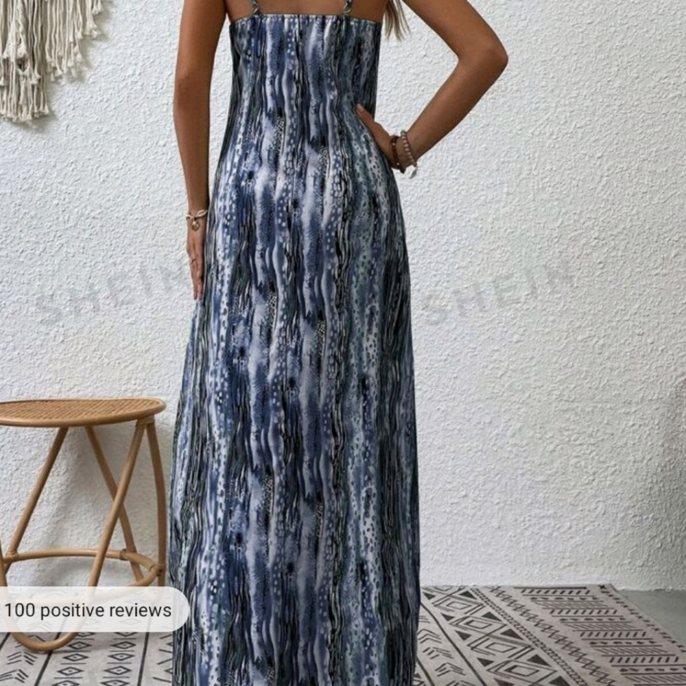 Dress - Picture 1 of 2